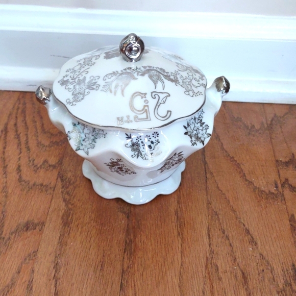 Norcrest Fine Porcelain 25th Anniverary Covered Dish Bowl - Picture 3 of 5